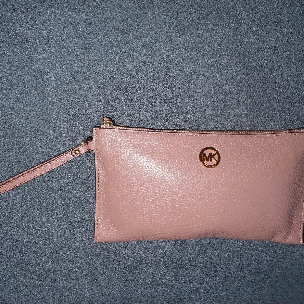 MK mauve pouch